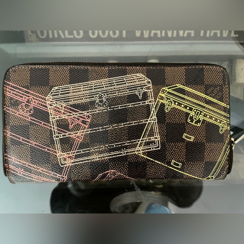 Louis Vuitton Zippy Wallet Trunk Illustration Damier Ebene - Picture 11 of 12